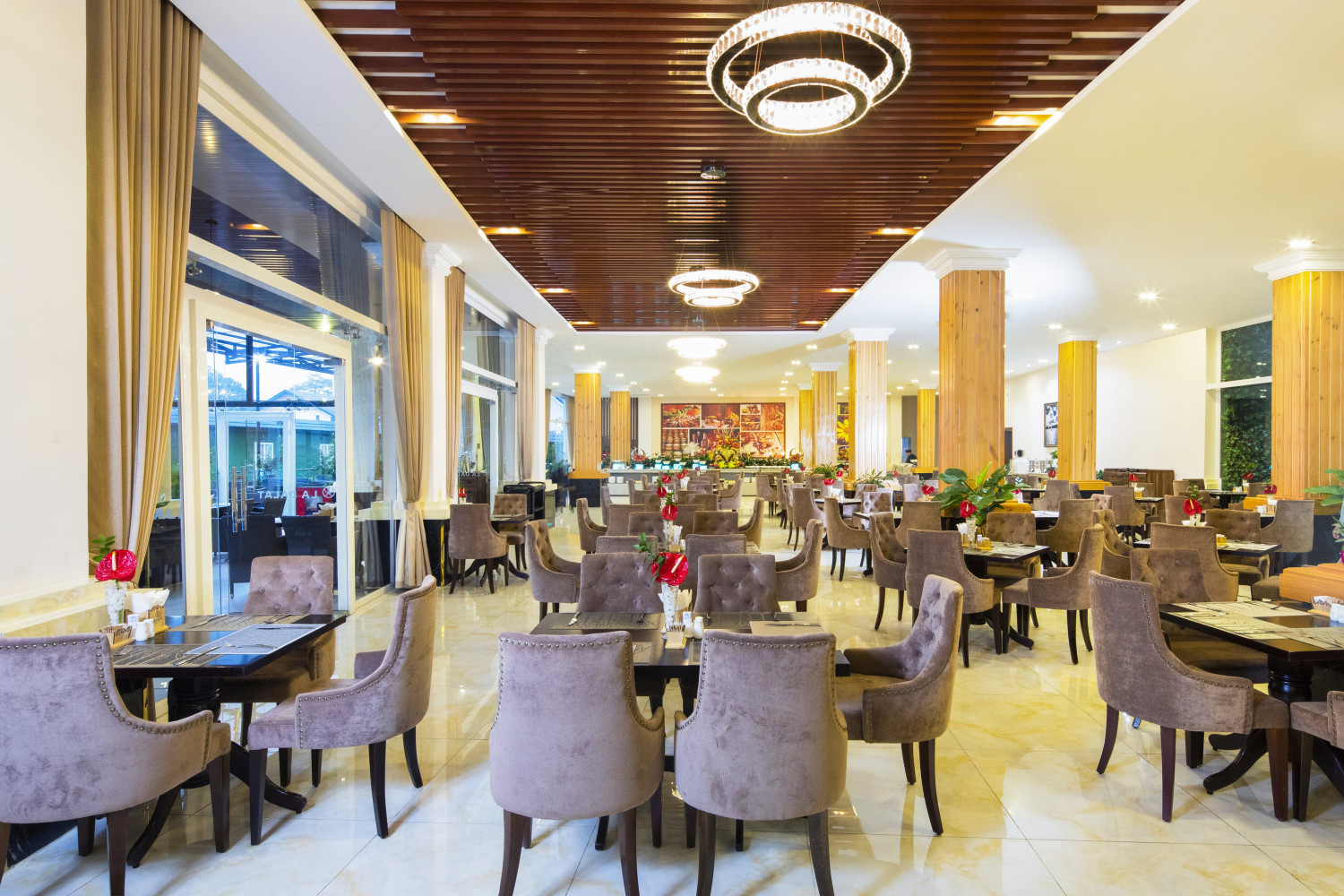 Da Quy Restaurant at LADALAT Hotel