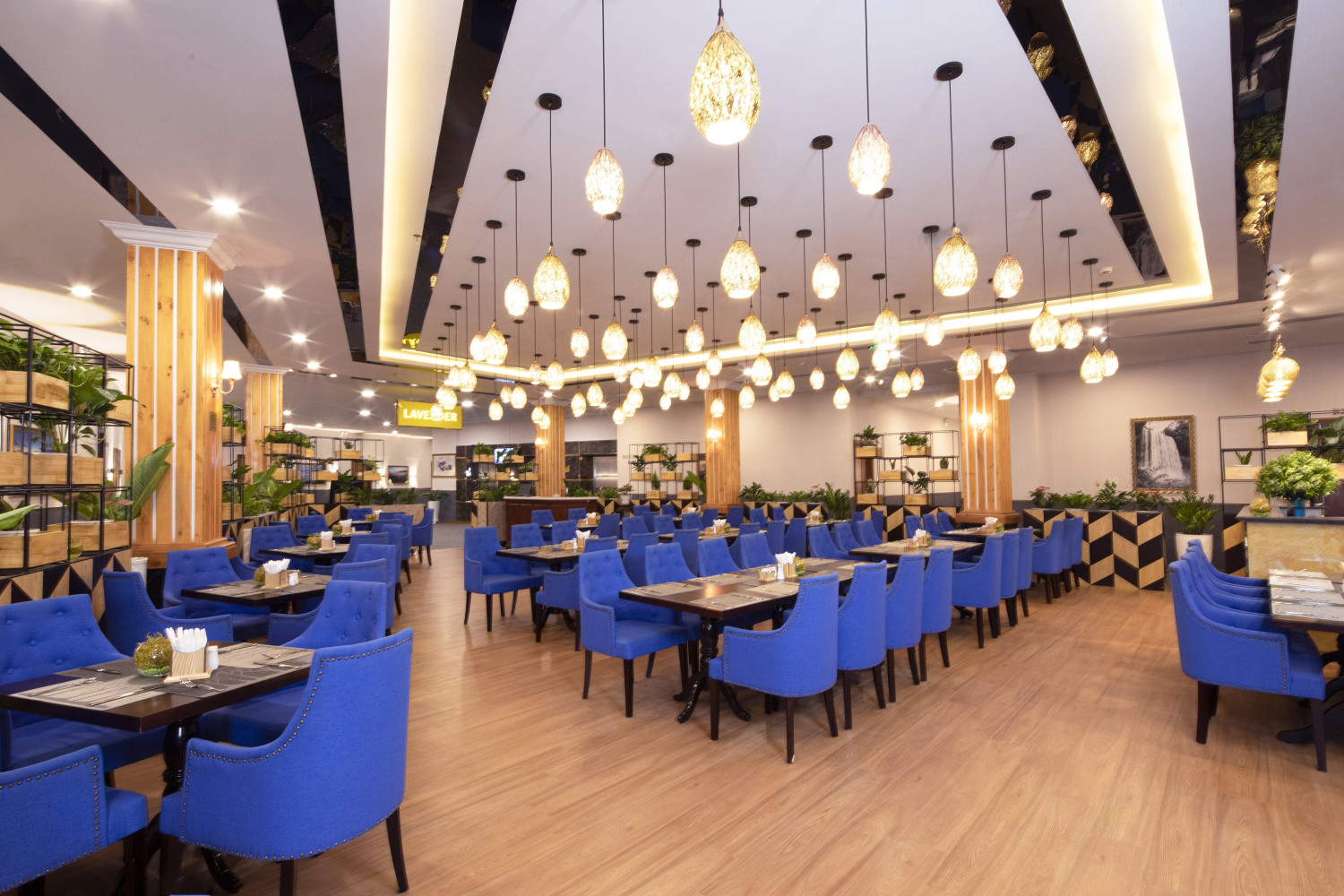 Lavande Restaurant at LADALAT Hotel