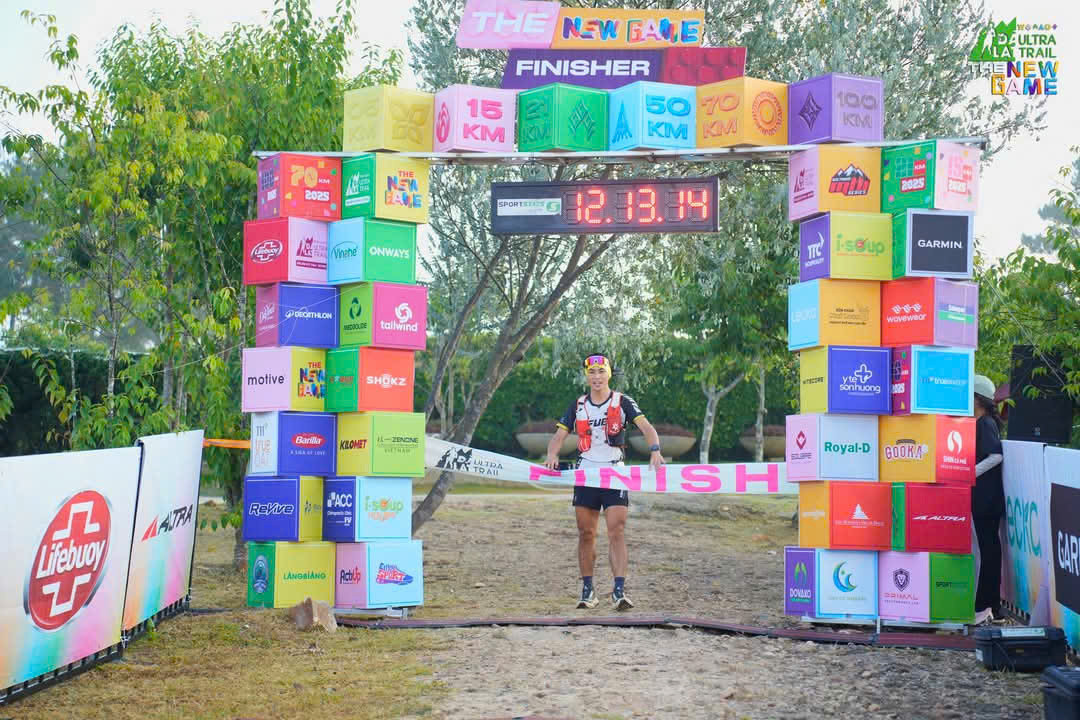 The men’s 100 km winner finishes at Dalat Ultra Trail 2025.